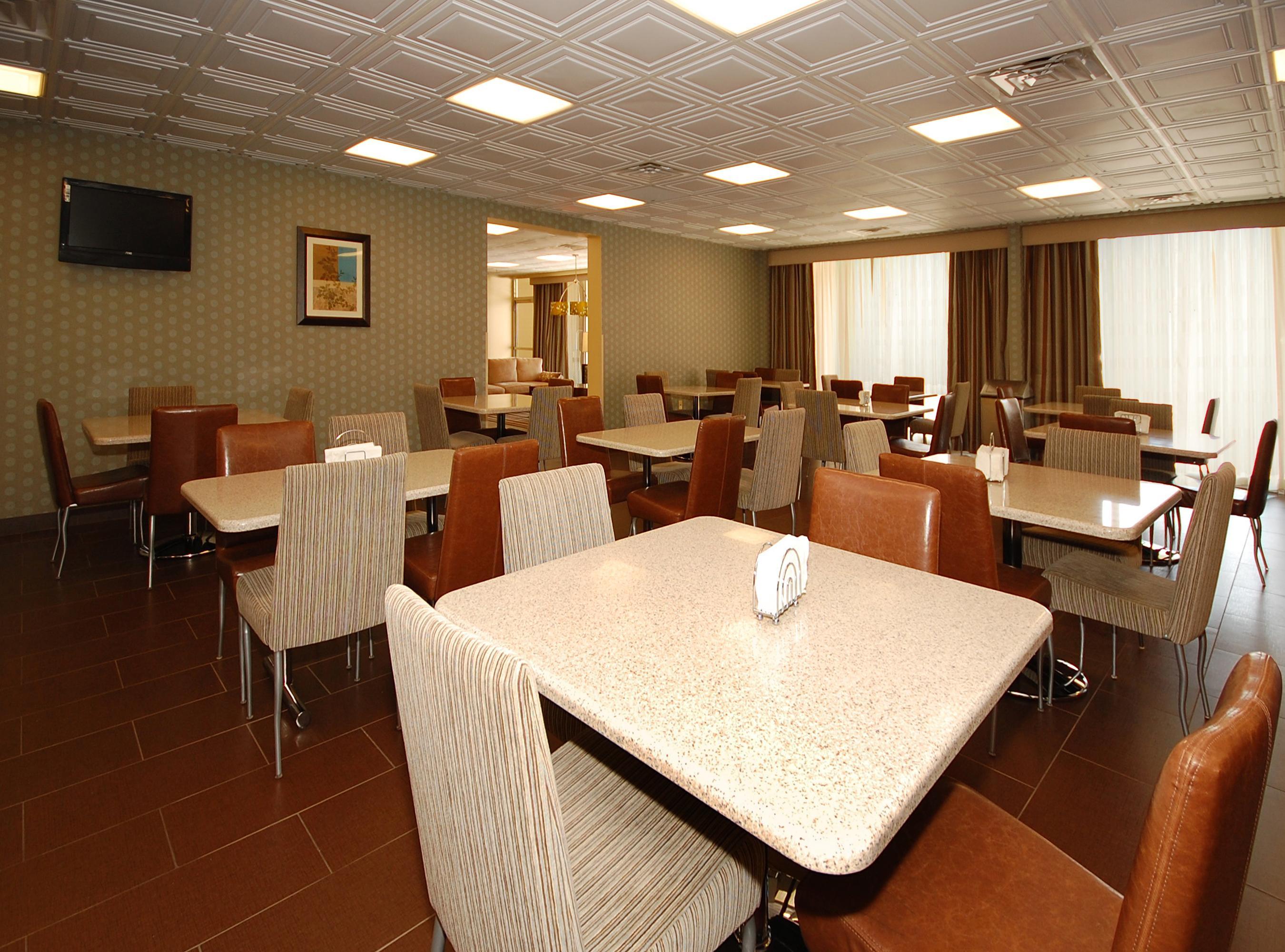 Quality Inn & Suites Charleston - Civic Center Restaurant foto
